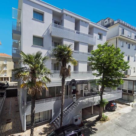 B&B Primrose Residence Hotel ريميني المظهر الخارجي الصورة